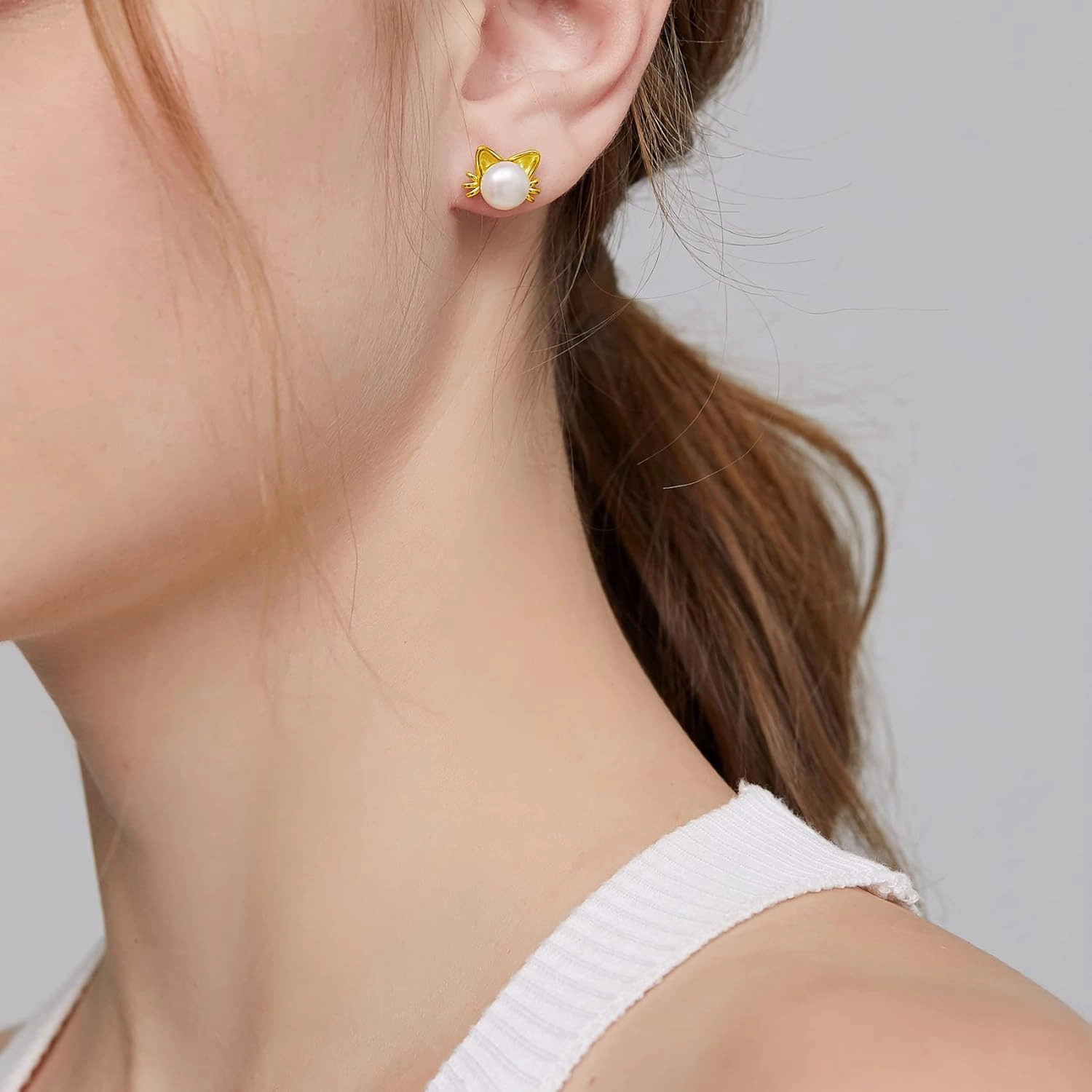 18K White Gold Plated Cat Pearl Stud Earrings for Women 925 Sterling Silver Cat Earrings Freshwater Pearl Cat Stud Earrings Pearl Jewelry 7.5MM-8MM