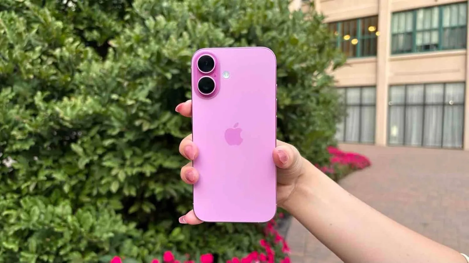 Apple iPhone 16, US Version, 128GB, Pink - Unlocked (Renewed)