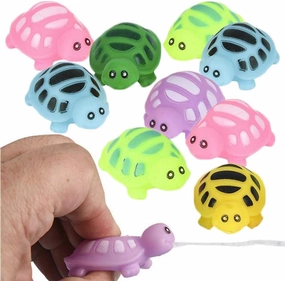ArtCreativity Rubber Water Squirting Turtles, Pack of 12, Bathtub and Pool Toys for Kids, Safe and Durable Water Squirters, Birthday Party Favors, Goodie Bag Fillers