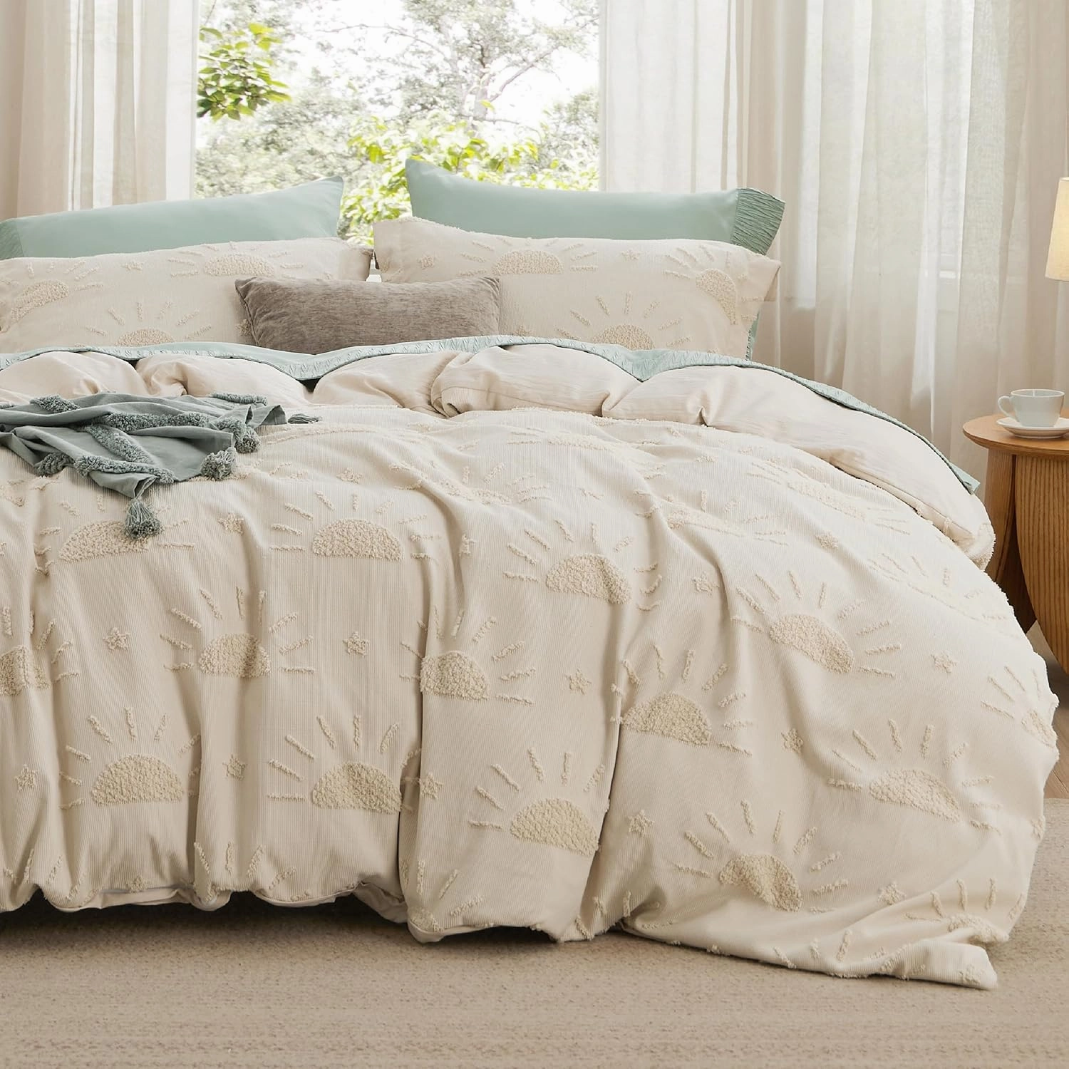 Bedsure Boho Duvet Cover - Boho Bedding Duvet Cover Set for All Seasons, Shabby Chic Jacquard Duvet Cover,Comforter Not Included (Beige,Sun Design,104"x90")