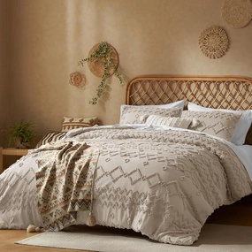 Beige Comforter Set Queen - Boho Tufted Comforter Set 3 Pieces Farmhouse Shabby Chic Embroidery Bedding for All Season,Soft Jacquard Queen Comforter with Comforter and Pillow Shams