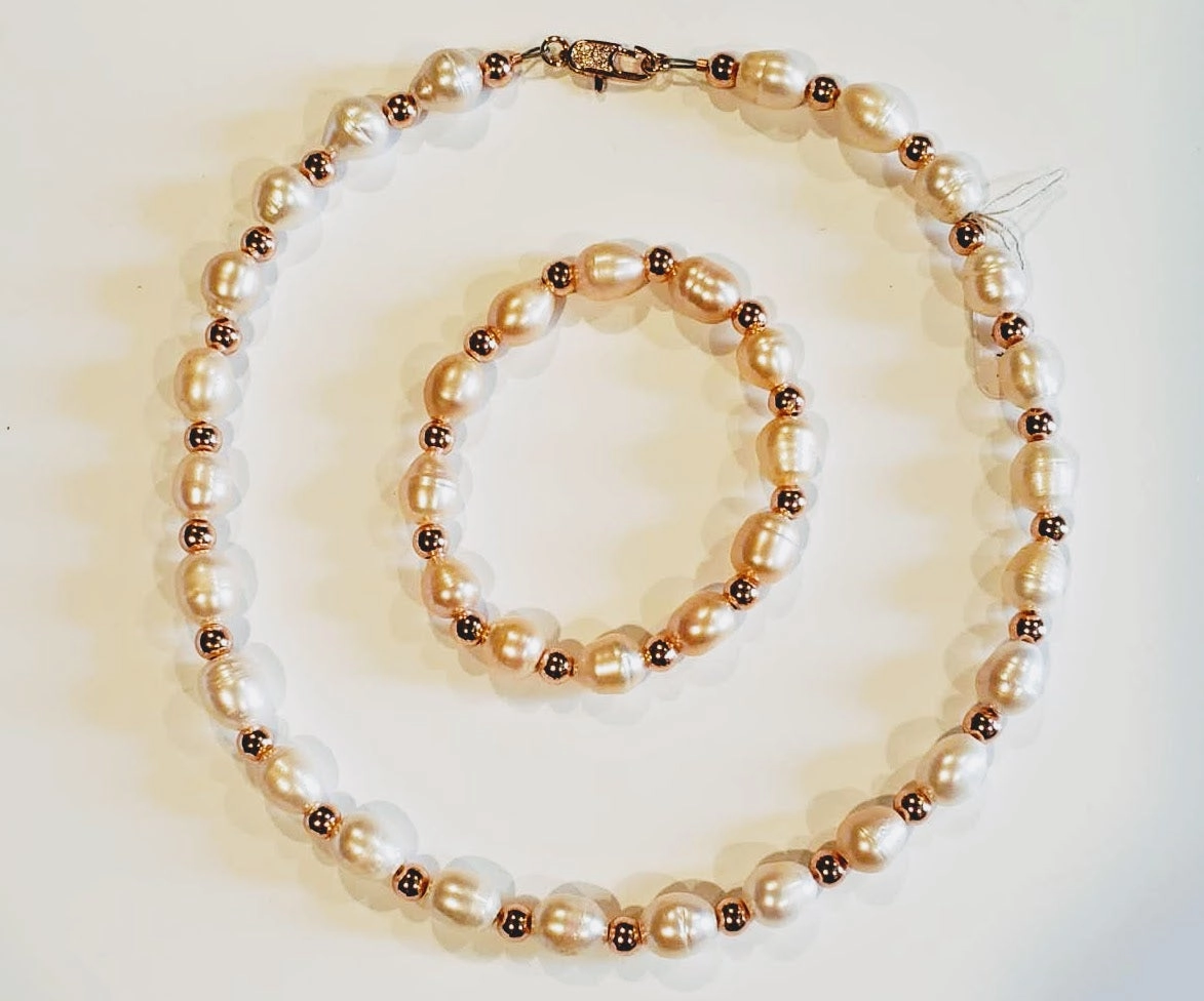 Blush Pearl & Rose Gold Necklace
