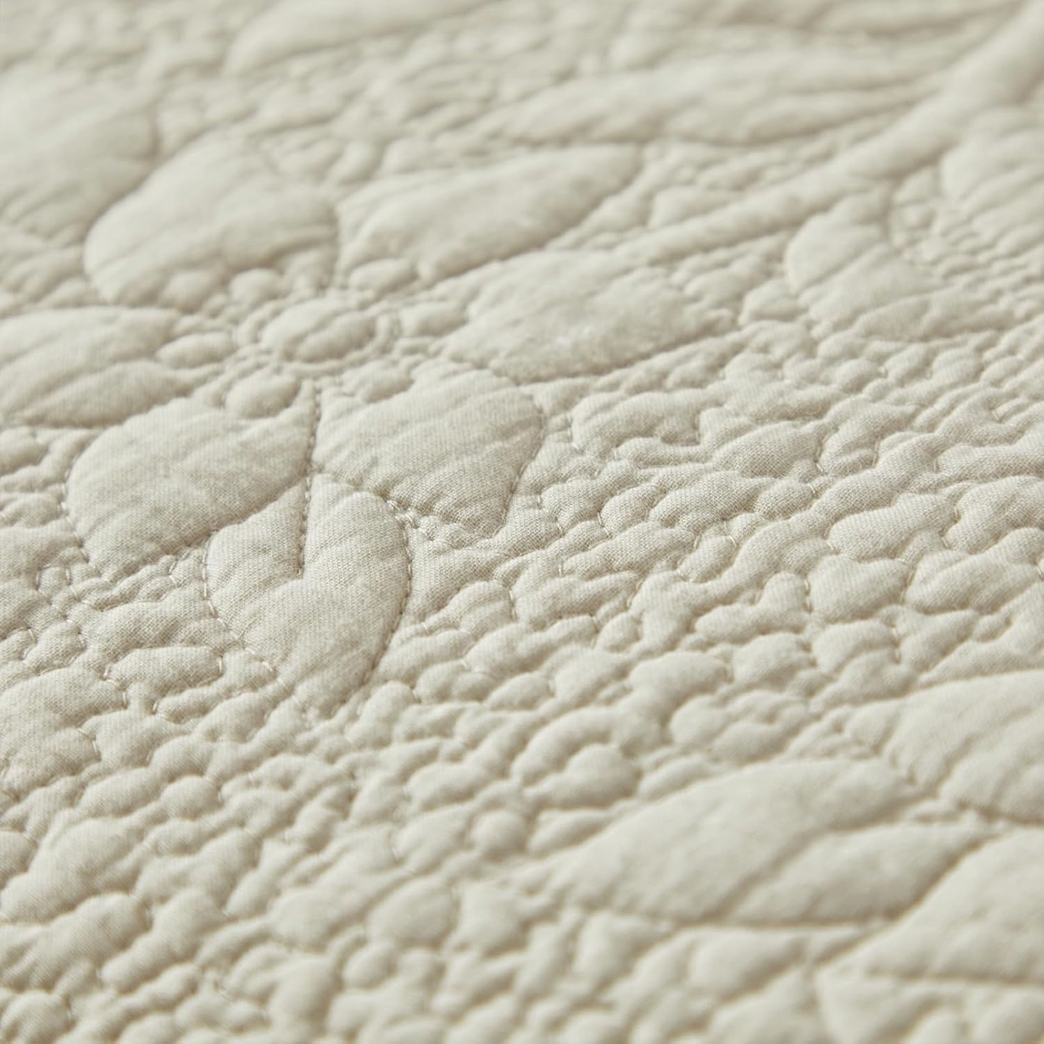 Brandream Beige Quilt Set King Size Cotton Luxury Matelasse Coverlet Set Farmhouse Bedding Scalloped Quilts 3 Piece