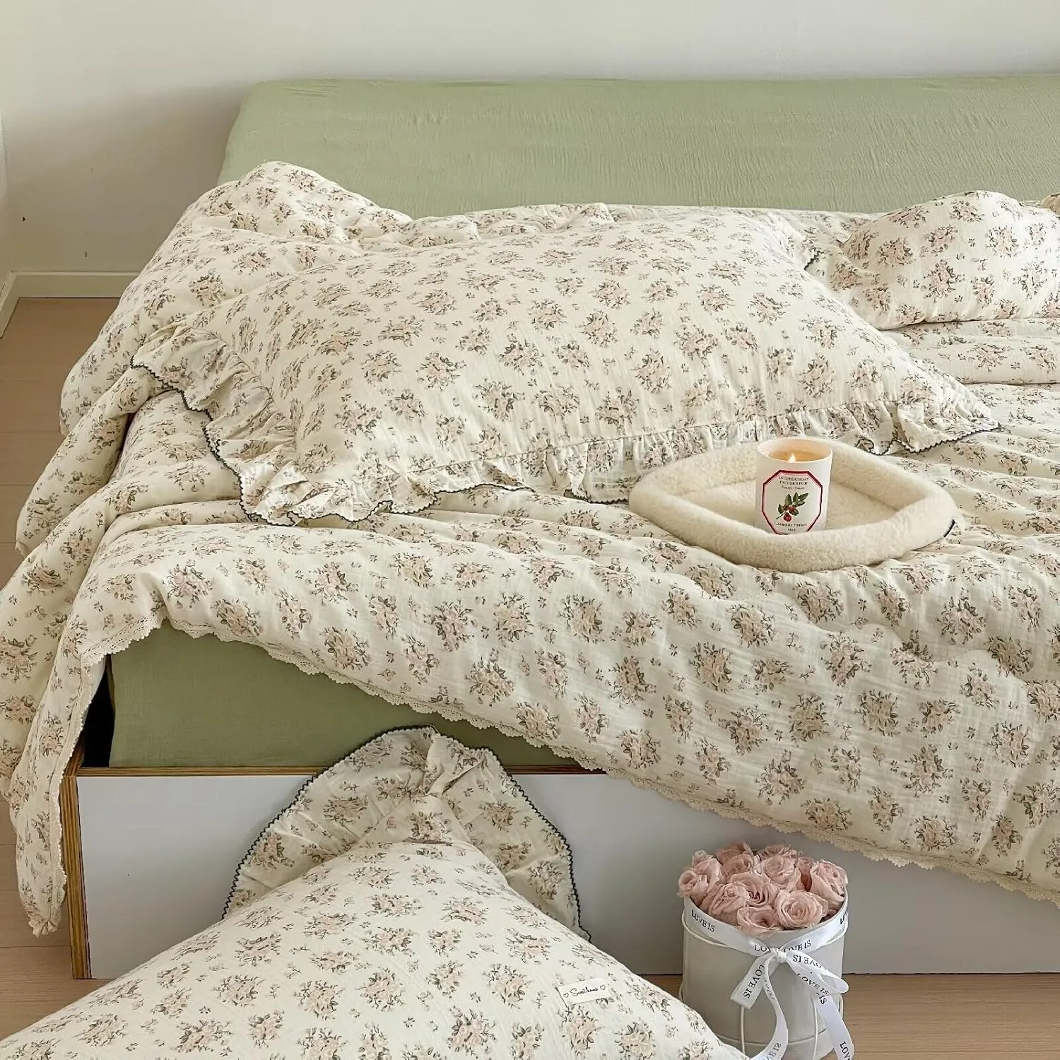 BuLuTu Shabby Chic Toddlers Kids Teens Quilt for Full/Queen Bed Pink Floral Comforter with Lace Edges Boho Reversible Pink Floral Blanket Cotton Muslin Quilts, 79"x90", No Pillowcase