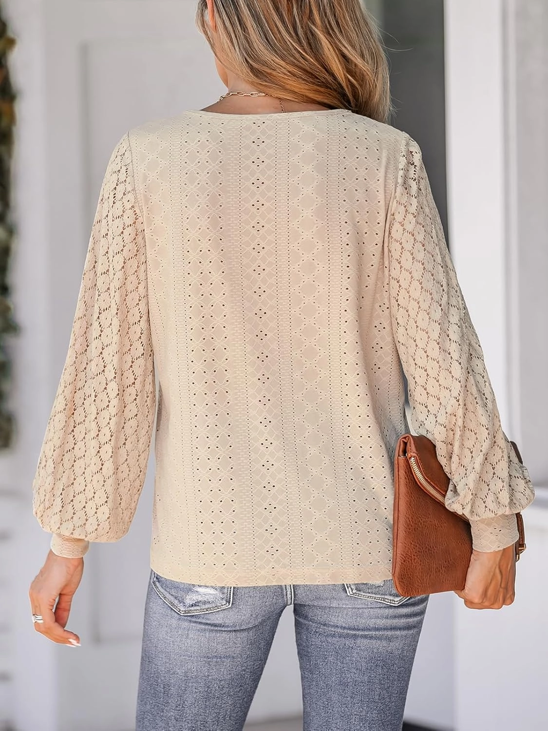CUPSHE Long Sleeve Tops for Women Eyelet Scalloped Lace V Neck Blouse Casual Loose Fashion Shirts