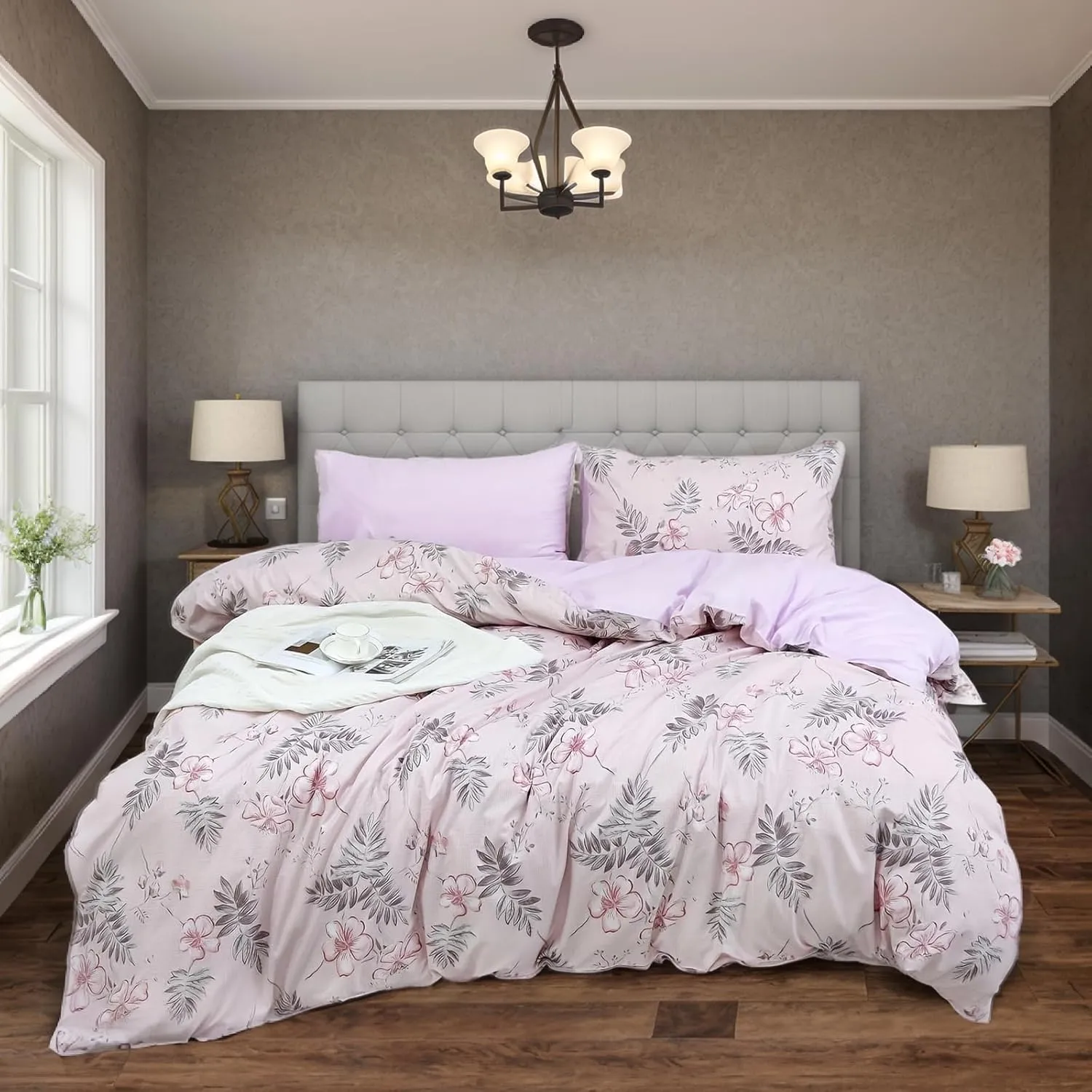Duvet Cover Set Queen 3-Piece, 1 Duvet Cover 90" x 90", 2 Pillowcases 20" x 30", Elegant Pink Floral & Botanical Palm Leaf Design Ultra Lightweight, Stain-Resistant with Zipper Closure