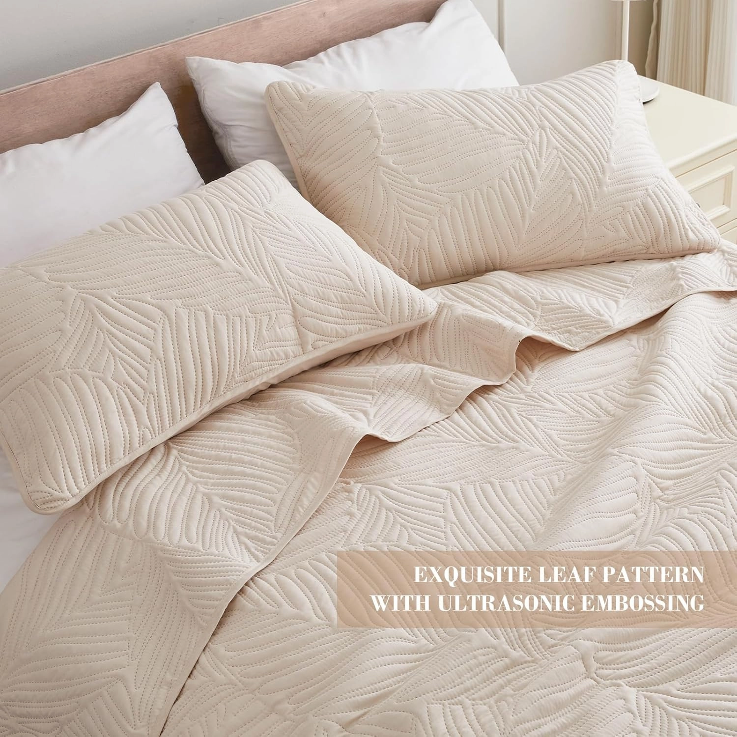 Exclusivo Mezcla Queen Quilt Bedding Set, Lightweight Brich Beige Quilts Queen Full Size for All Seasons, Soft Microfiber Bedspreads Coverlets Bed Cover with Leaf Pattern, 3 Piece