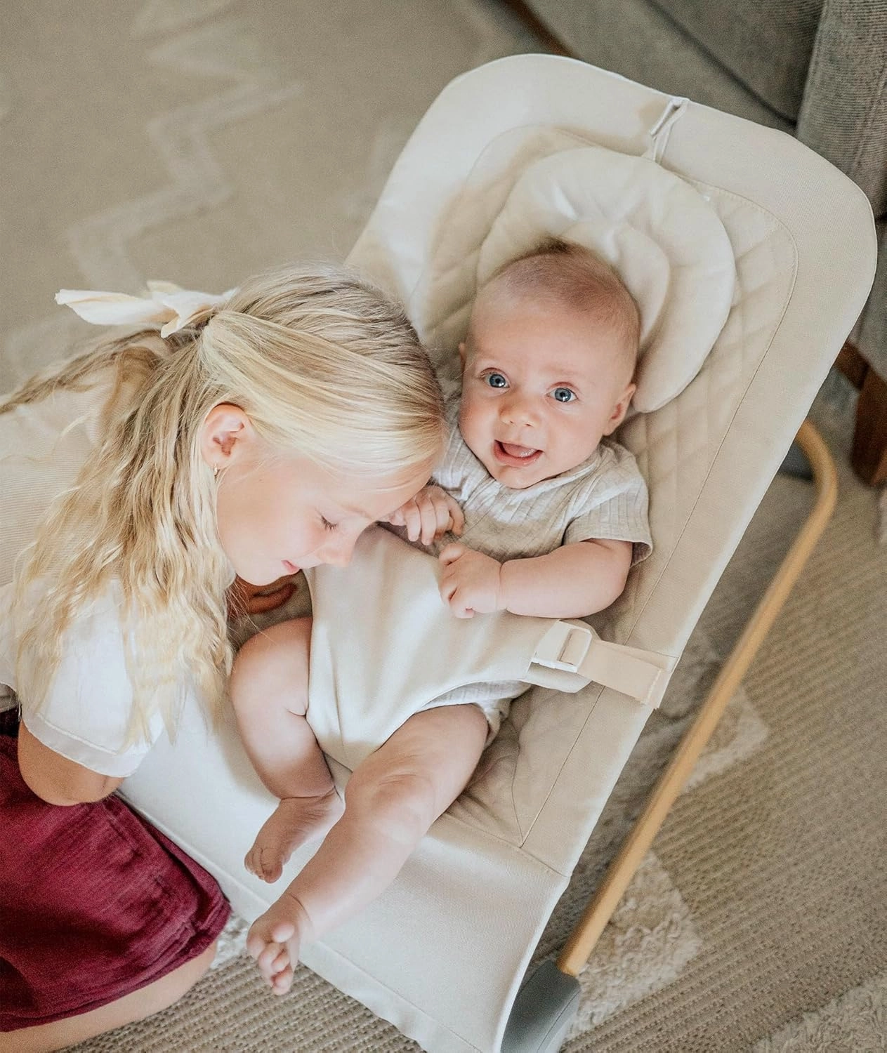 Fodoss Baby Bouncer, Portable Bouncer Seat for Babies, Ergonomic Design Baby Bouncer Chair, Baby Bassinet for Infants, Beige