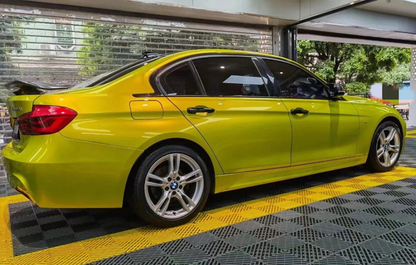 Gloss Metallic OSD Yellow Car Wrap