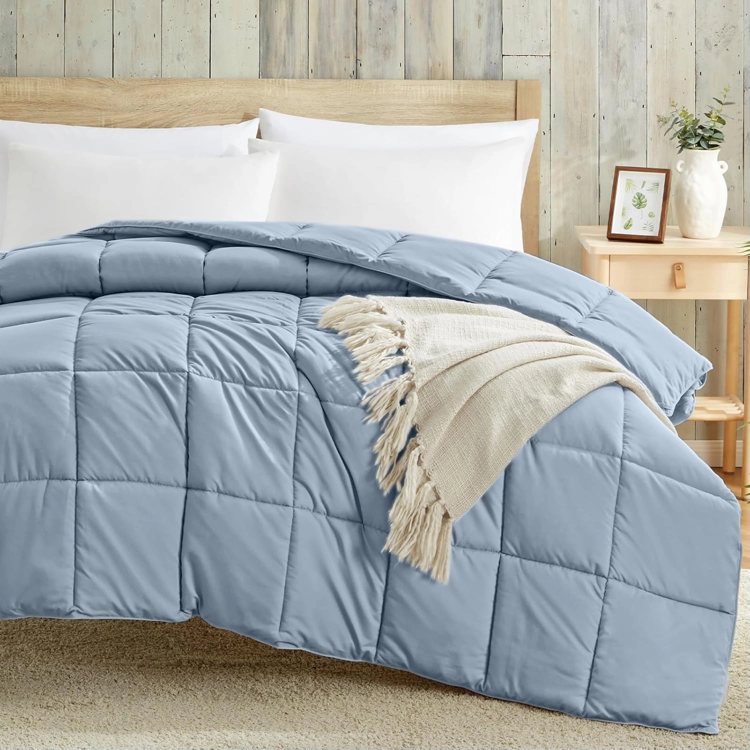 Homelike Moment Comforters Queen Size - Blue Duvet Insert Down Alternative Bed Queen Comforter, Lightweight Bedding Comforters Full Size Quilted Soft All Season Blue