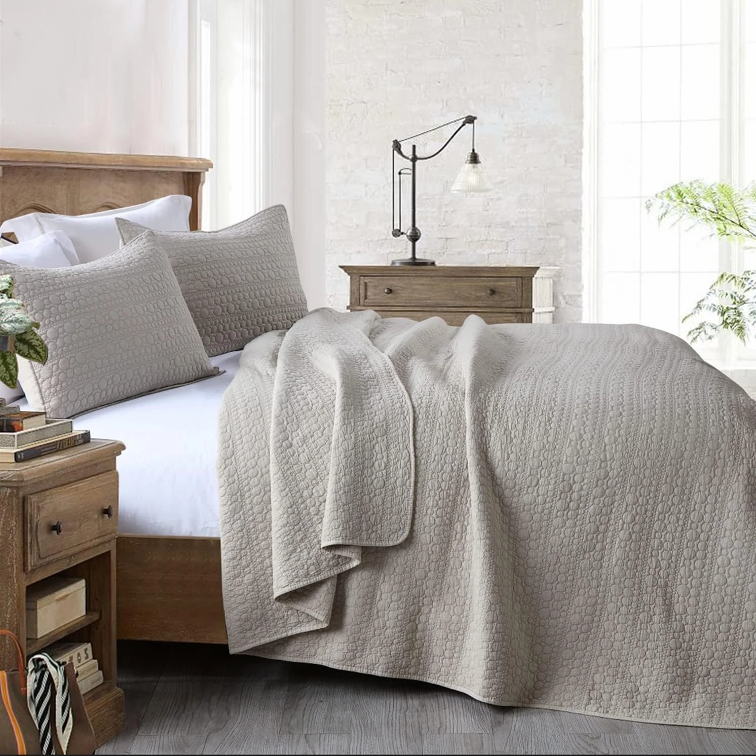 HORIMOTE HOME Quilt Set King Size Beige, Classic Geometric Spots Stitched Pattern, Stone-Washed Microfiber Chic Rustic Look, Ultra Soft Lightweight Quilted Bedspread for All Season, 3 Pieces