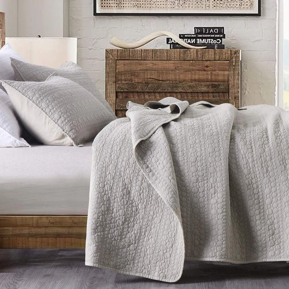 HORIMOTE HOME Quilt Set King Size Beige, Classic Geometric Spots Stitched Pattern, Stone-Washed Microfiber Chic Rustic Look, Ultra Soft Lightweight Quilted Bedspread for All Season, 3 Pieces