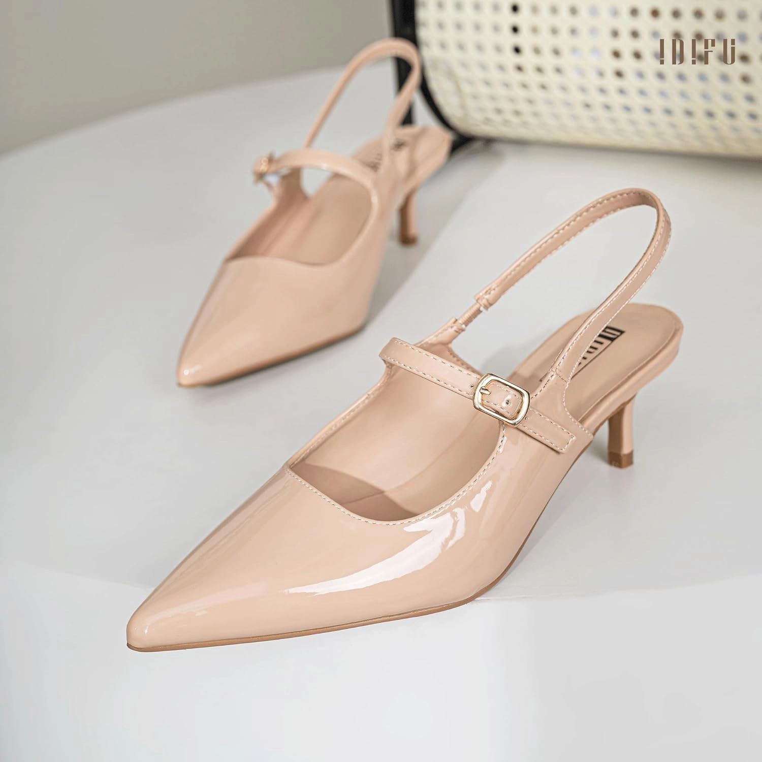 IDIFU IN2 Low Kitten Slingback Closed Toe Heels Pumps Wedding Bridal Prom Party Work Office Dress Shoes for Women Comfortable Dressy Formal Short Small Pointed Toe Heels