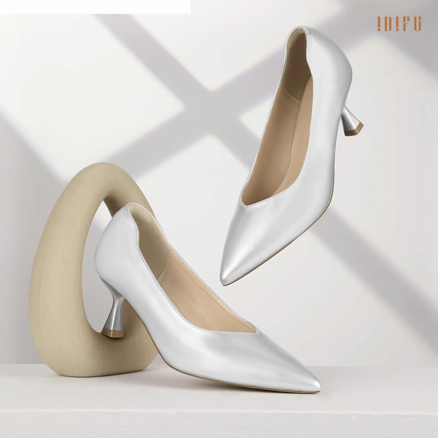 IDIFU IN3 Women's Pumps Kitten Closed Toe Heels Low Pointed Toe Heels Wedding Bridal Office Formal Work Prom Dress Shoes for Women Comfortable Dressy Trendy Cute Pumps Shoes