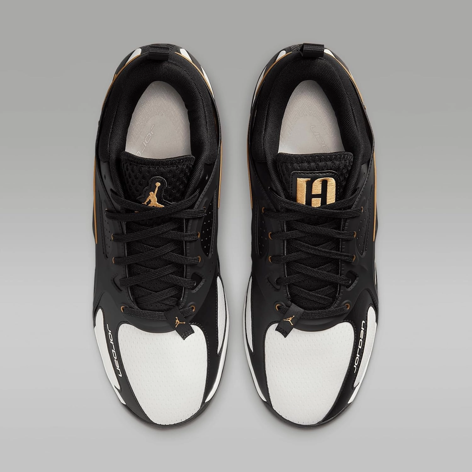 Jordan Heir Basketball Shoes (FQ3858-007, Black/Sail/Metallic Gold)