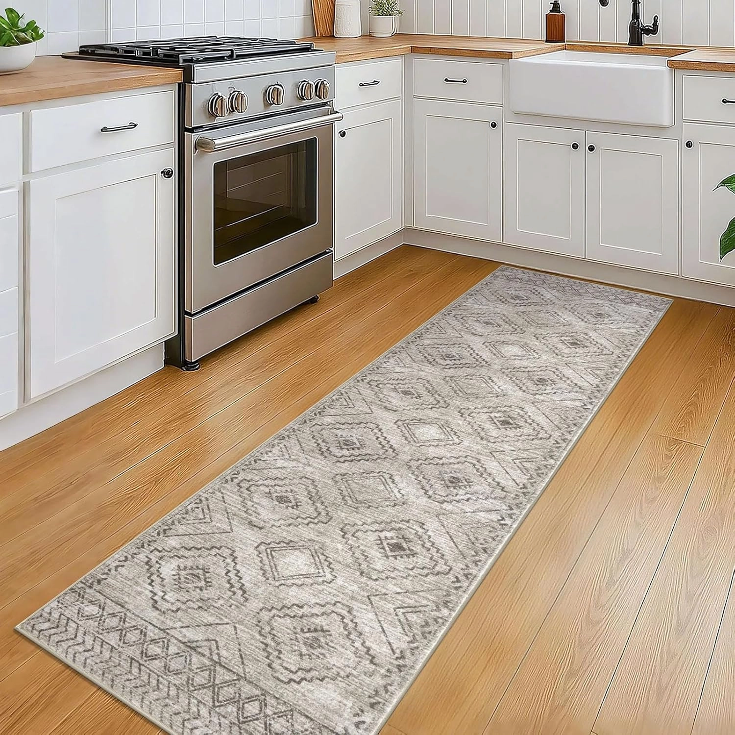KILOCOCO Boho Kitchen Runner Rug 2x6 Washable Runner Rug Soft Runners for Hallways Non Slip Printed Distressed Laundry Room Rugs, Low-Pile Runners for Entryway Bedroom Living Room, Beige