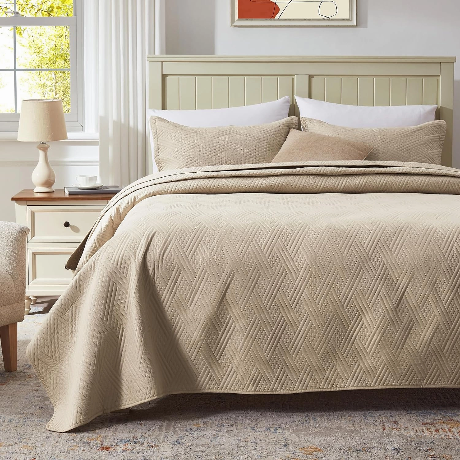 LEAONME California King Size Quilt Set 3 Pieces,Lightweight Beige Bedspread-118''x106'',Soft Microfiber Summer Quilt,Luxurious Warm Coverlet Sets for All Seasons (Includes 1 Quilt, 2 Shams)