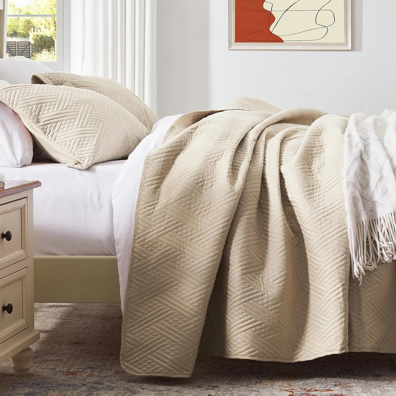 LEAONME California King Size Quilt Set 3 Pieces,Lightweight Beige Bedspread-118''x106'',Soft Microfiber Summer Quilt,Luxurious Warm Coverlet Sets for All Seasons (Includes 1 Quilt, 2 Shams)