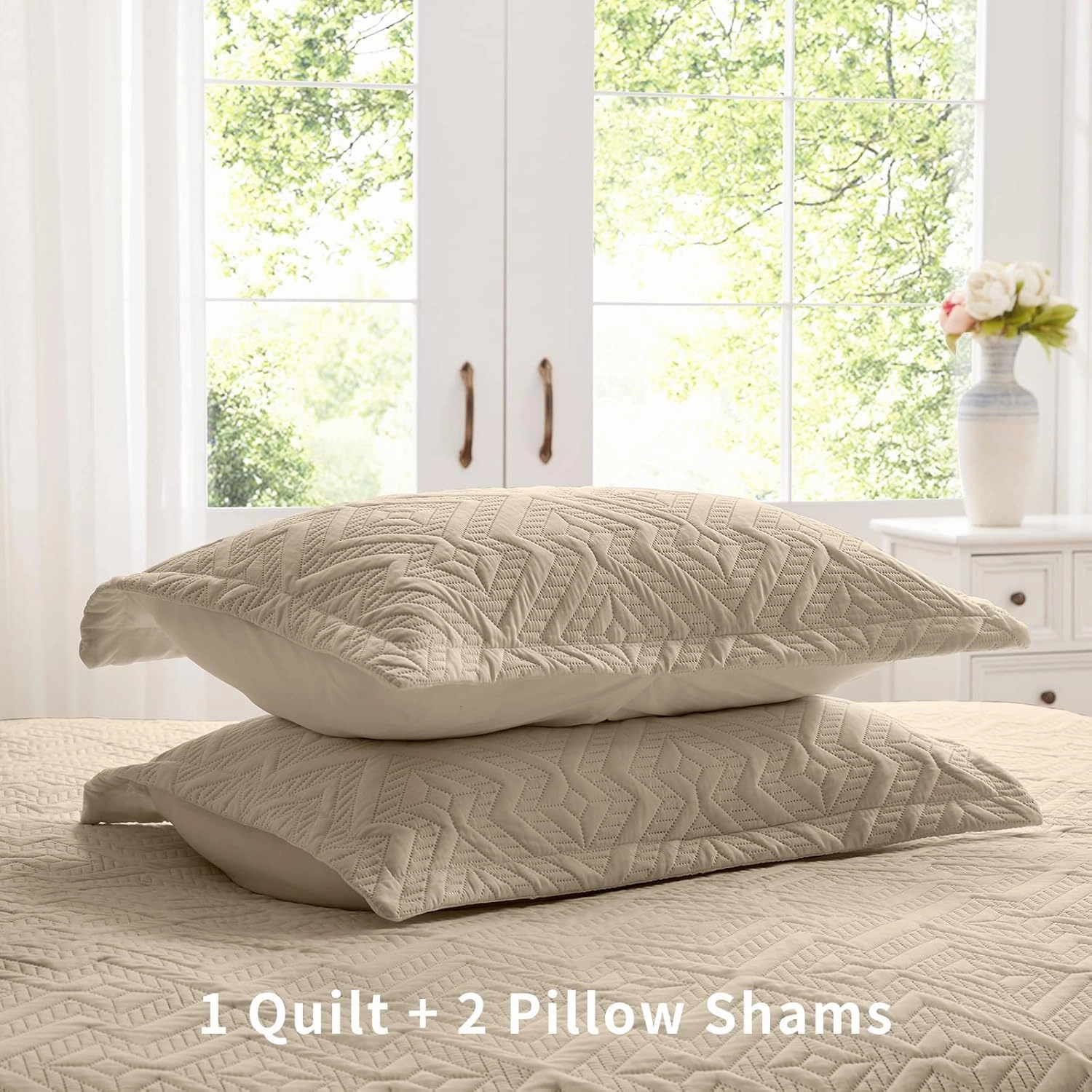 LEAONME Quilt Set King Size 3 Pieces, Lightweight Beige Bedspread-98''x106'', Soft Microfiber Summer Quilt/Coverlet, Luxurious Warm Bedding Sets for All Seasons (Includes 1 Quilt, 2 Shams)