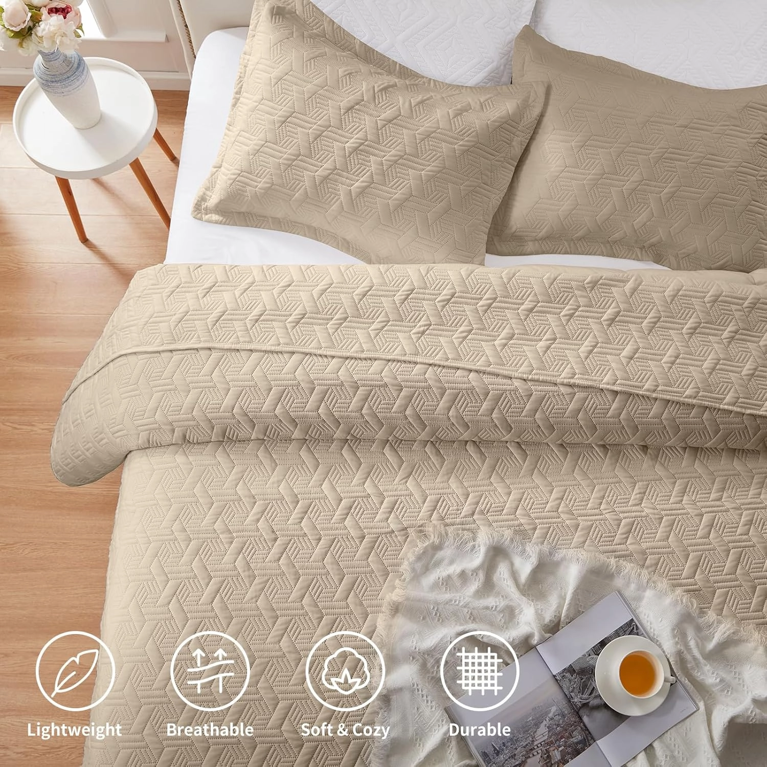 LEAONME Quilt Set King Size 3 Pieces,Lightweight Beige Bedspread-98''x106'',Soft Microfiber Summer Quilt,Luxurious Warm Coverlet Sets for All Seasons (Includes 1 Quilt, 2 Shams)