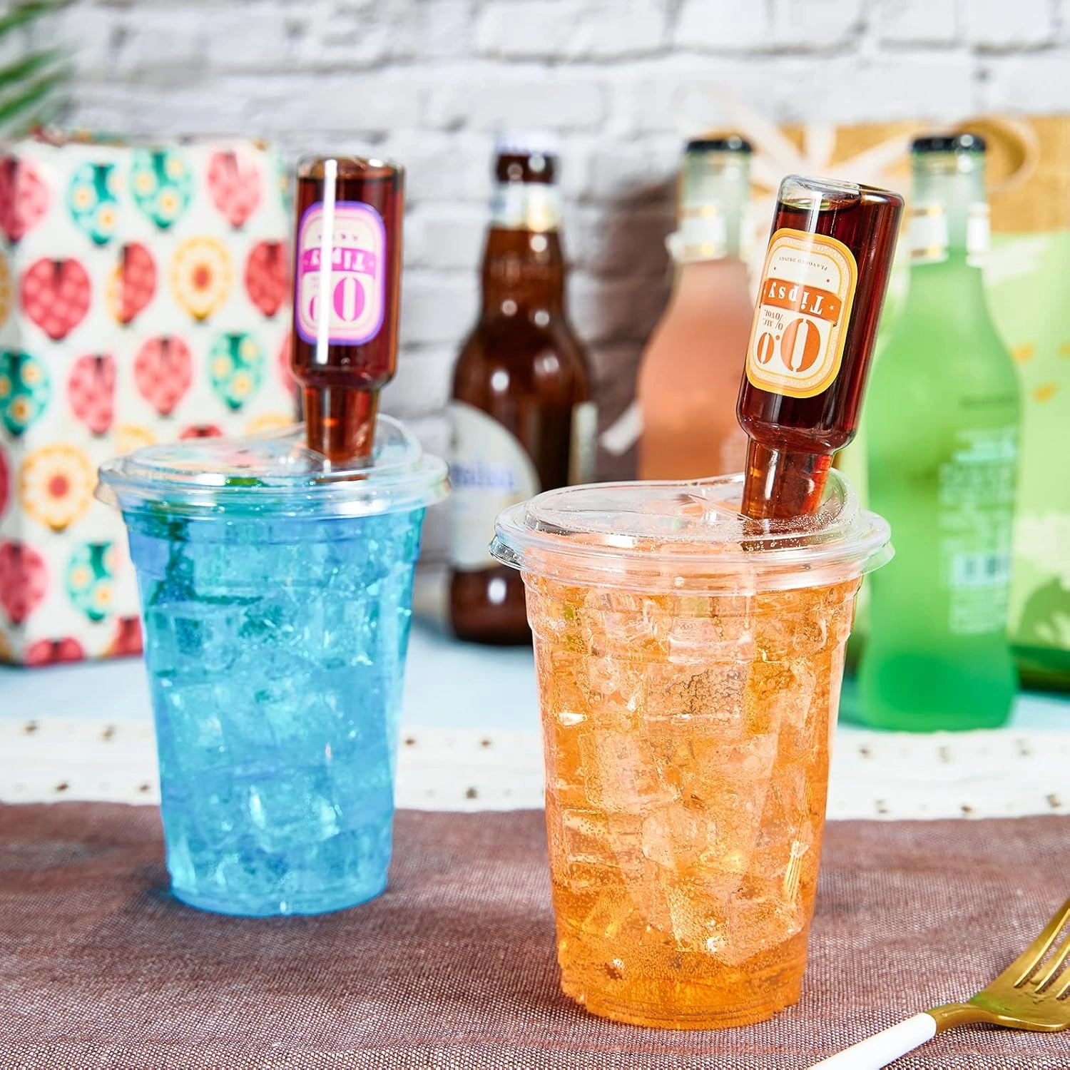 Lilymicky 16oz Clear Plastic Drinking Cups (90 Pack) with Strawless Sip Lids, Disposable Cups for Iced Coffee, Smoothie, Slurpee, or Any Cold Drinks