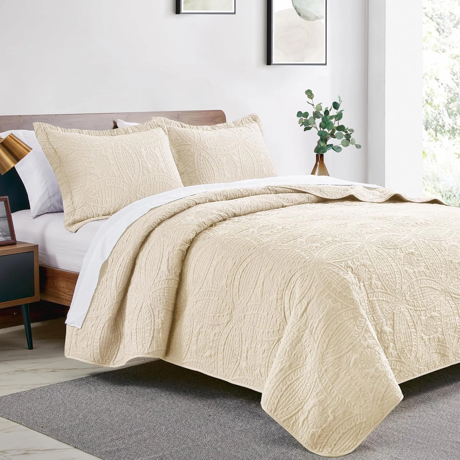 Love's cabin Quilts for Queen Bed Beige Bedspreads Bedding Set - Summer Quilt Lightweight Microfiber Bedspread - Coin Pattern Bedding Coverlet for All Season - 3 Piece (1 Quilt, 2 Pillow Shams)