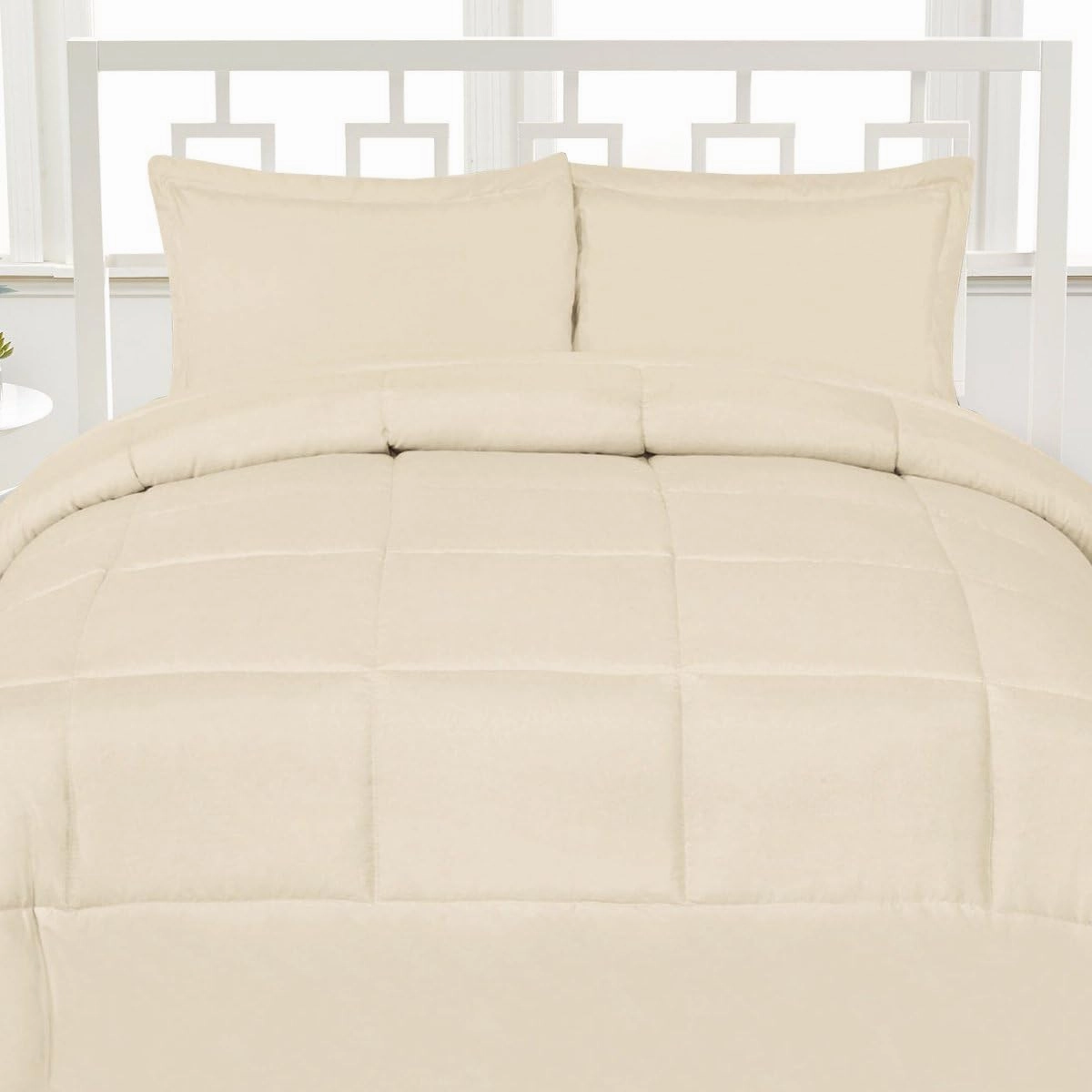 Luxurious Down Alternative Soft Solid Color Comforter Box Stitch Brushed Microfiber Bedding-Twin, Beige
