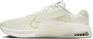Nike Metcon 9 AMP Women's Workout Shoes (FJ1571-001, Sea Glass/Summit White/Olive Aura/Metallic Gold Star) Size 11.5