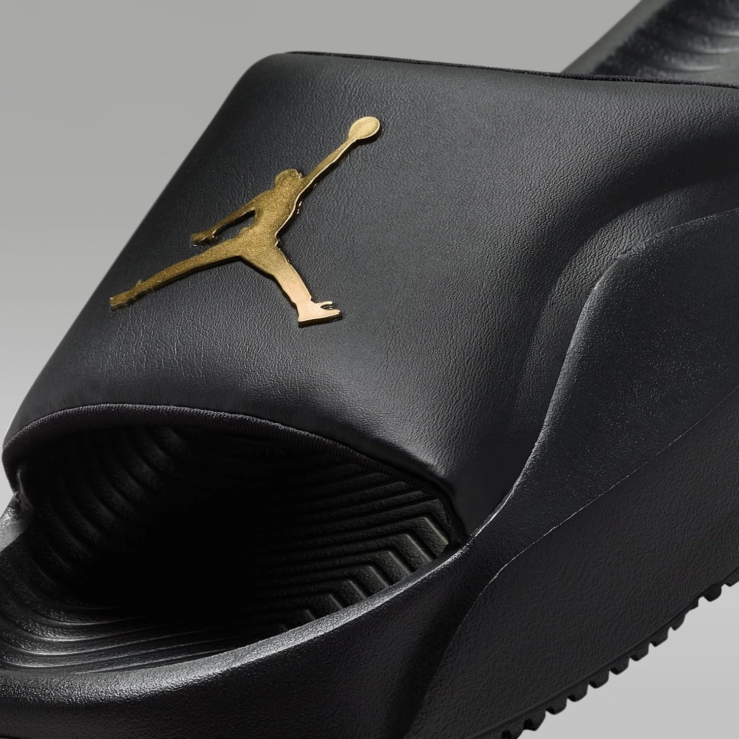 Nike Jordan Franchise Slides (HF3263-007, Black/Metallic Gold)