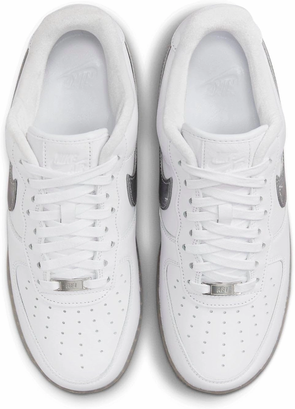 NIKE Men's Sneaker