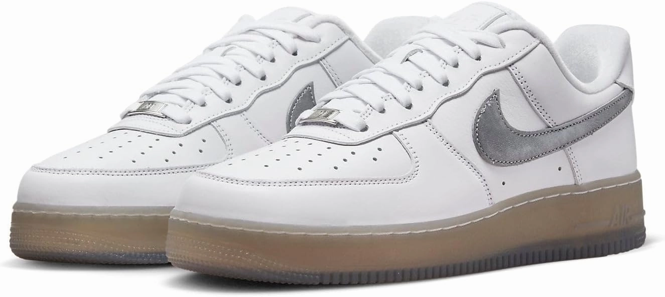NIKE Men's Sneaker