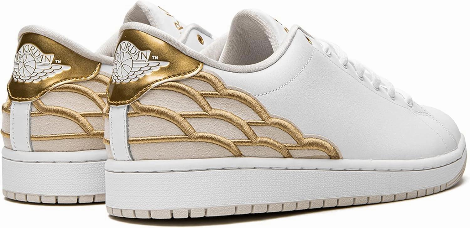 Nike mens Modern