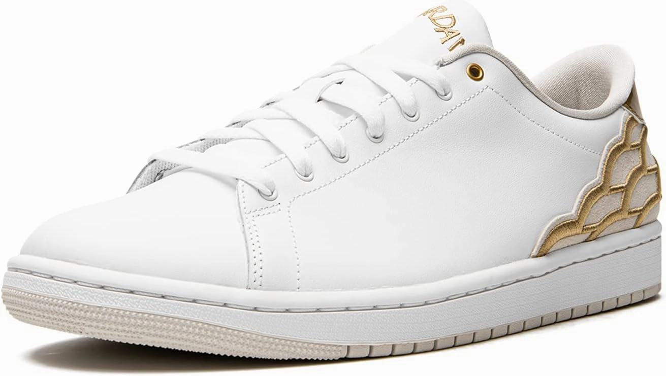 Nike mens Modern