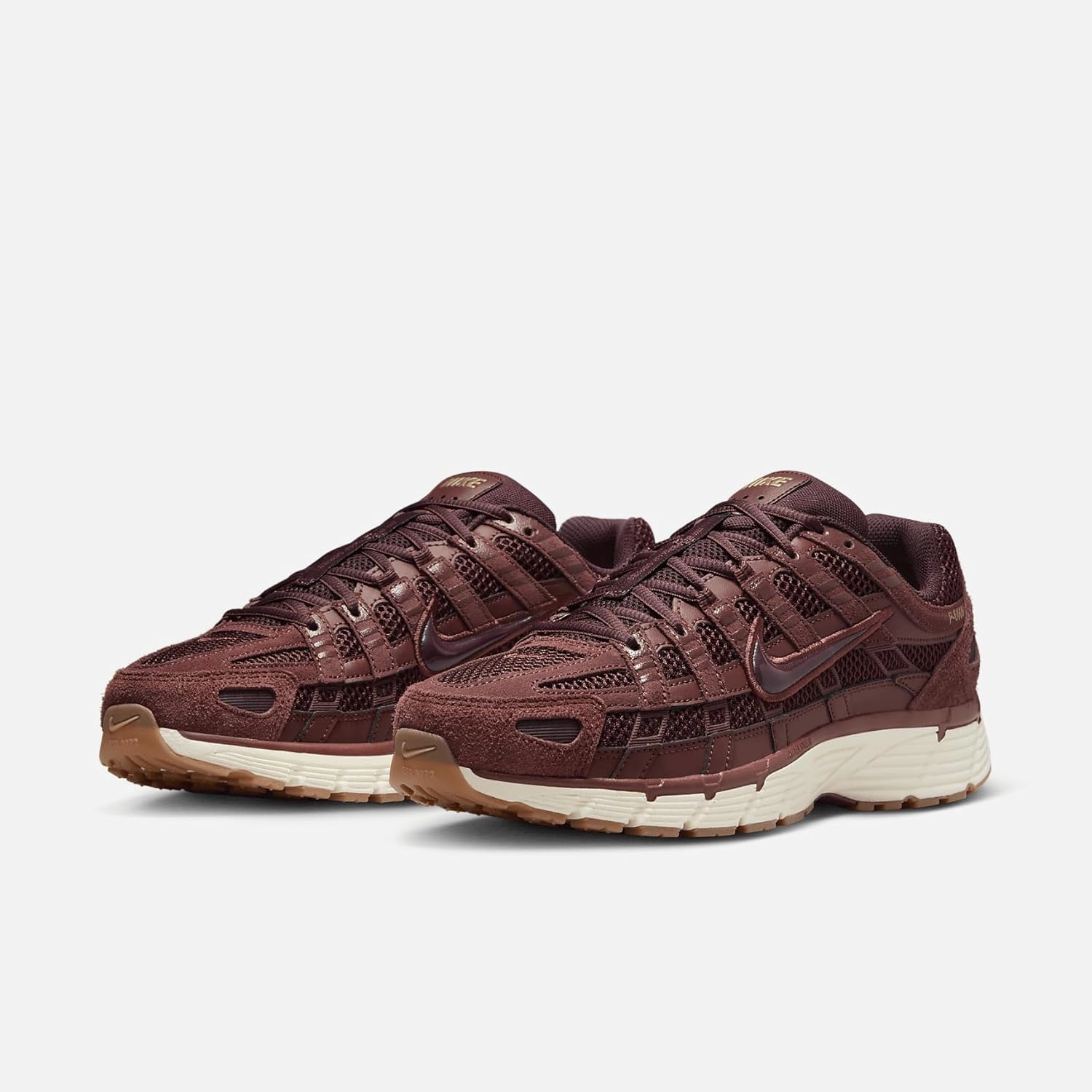 Nike P-6000 SE Men's Shoes (HF0015-200, Dark Pony/Metallic Gold/Pale Ivory/Burgundy)