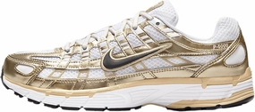 Nike Women's Sneaker