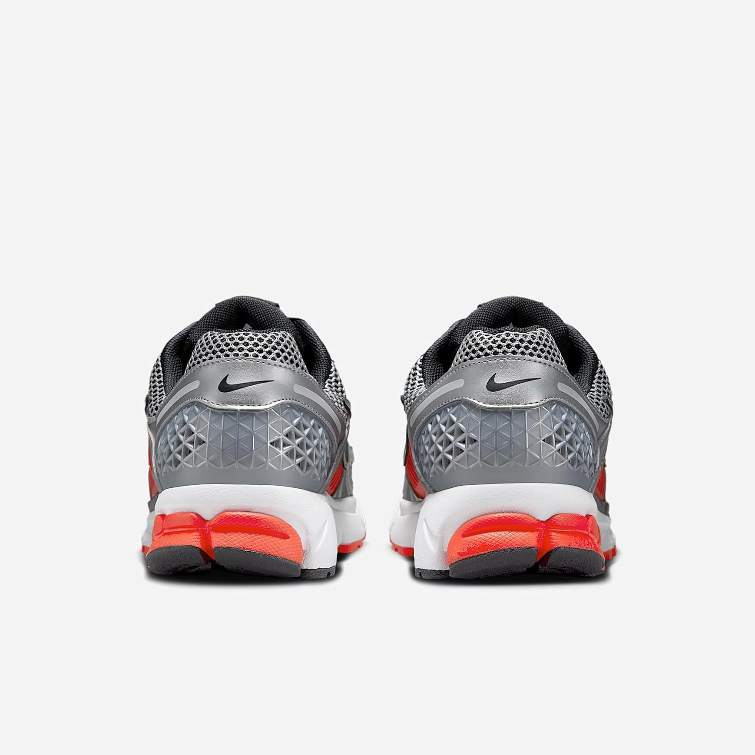 Nike Zoom Vomero 5 Men's Shoes (FJ4151-005, Metallic Silver/Flat Silver/Light Crimson/Black)
