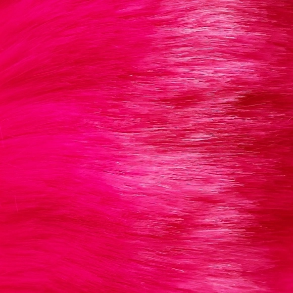 NWT Lanshifie Vibrant Pink Faux Fur Coat