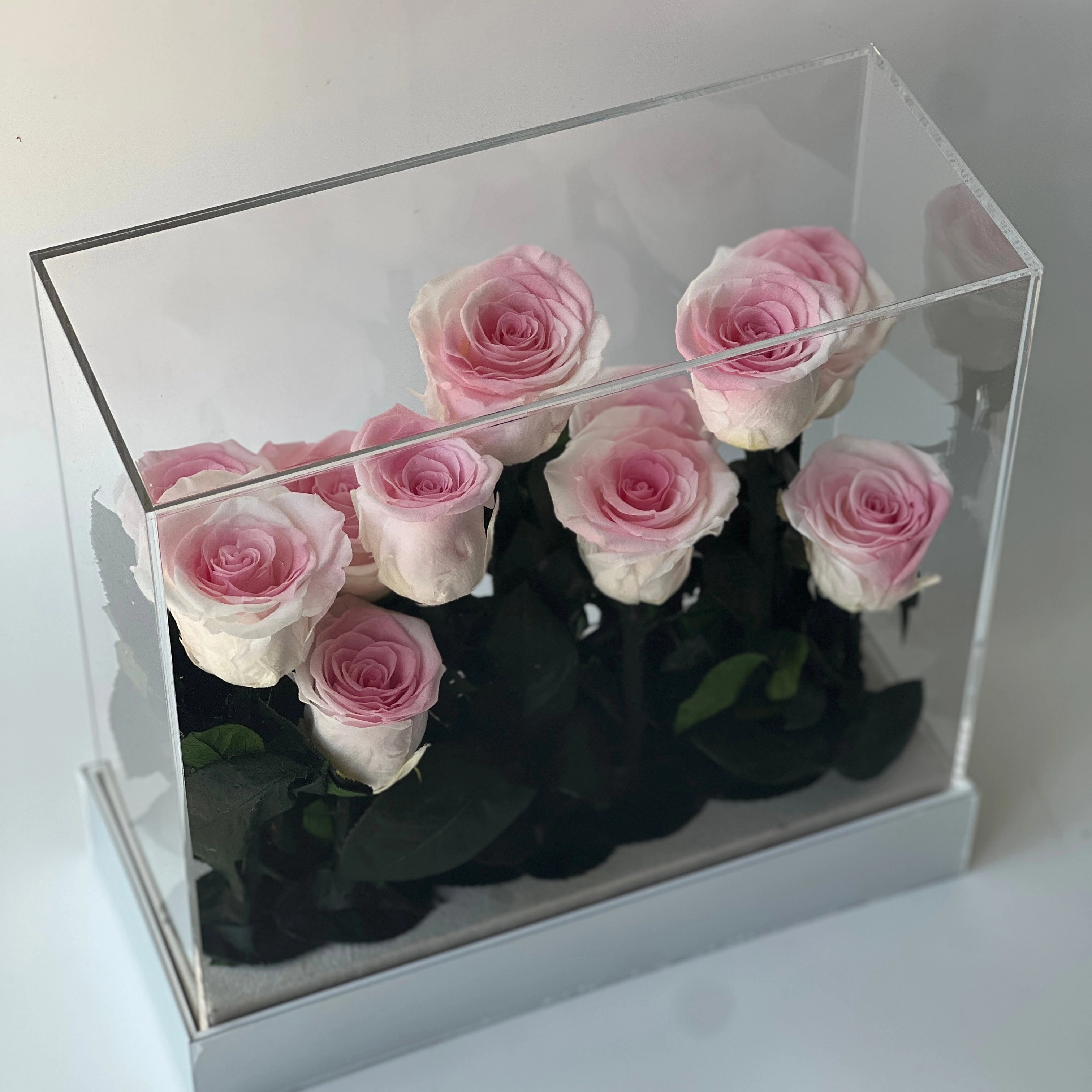 Preserved Rose Bouquet With Stems