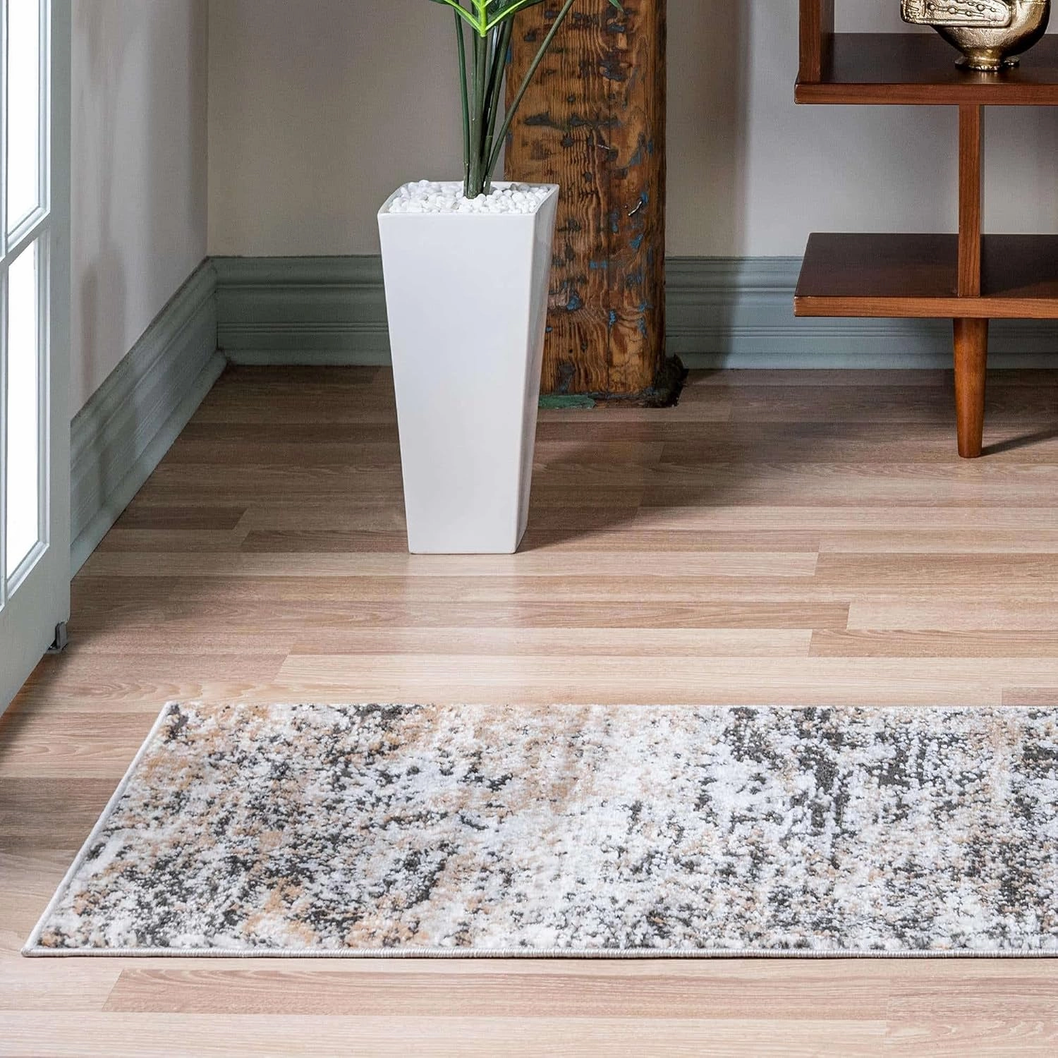 Rugs.com Leipzig Collection Runner Rug – 6 Ft Runner Beige Low-Pile Rug Perfect for Hallways, Entryways
