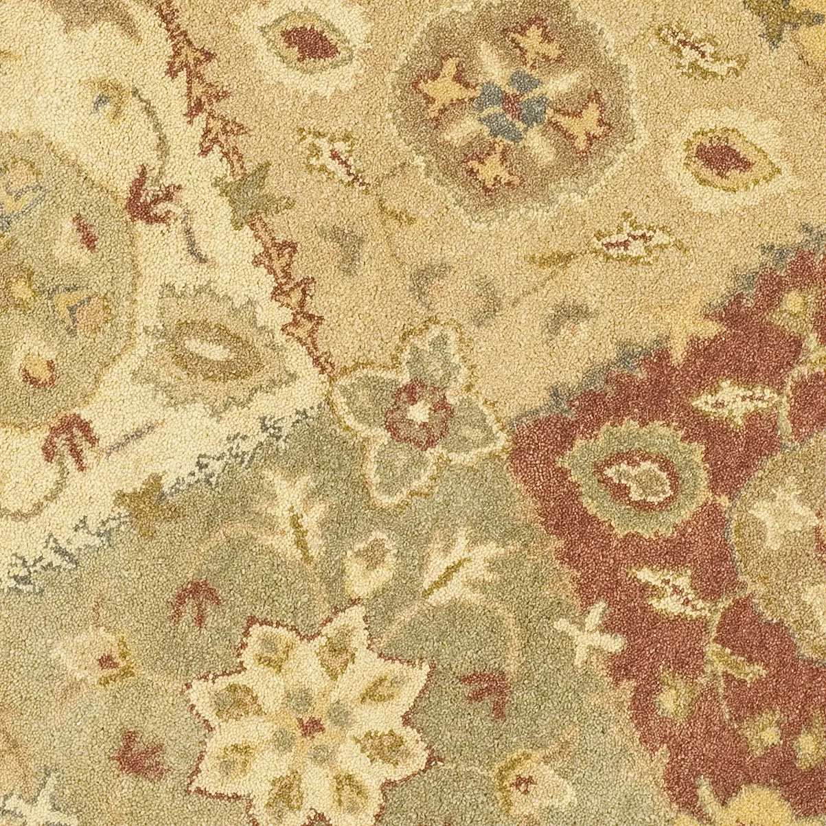 SAFAVIEH Antiquity Collection 6' Round Multi / Beige AT316A Handmade Traditional Oriental Premium Wool Area Rug