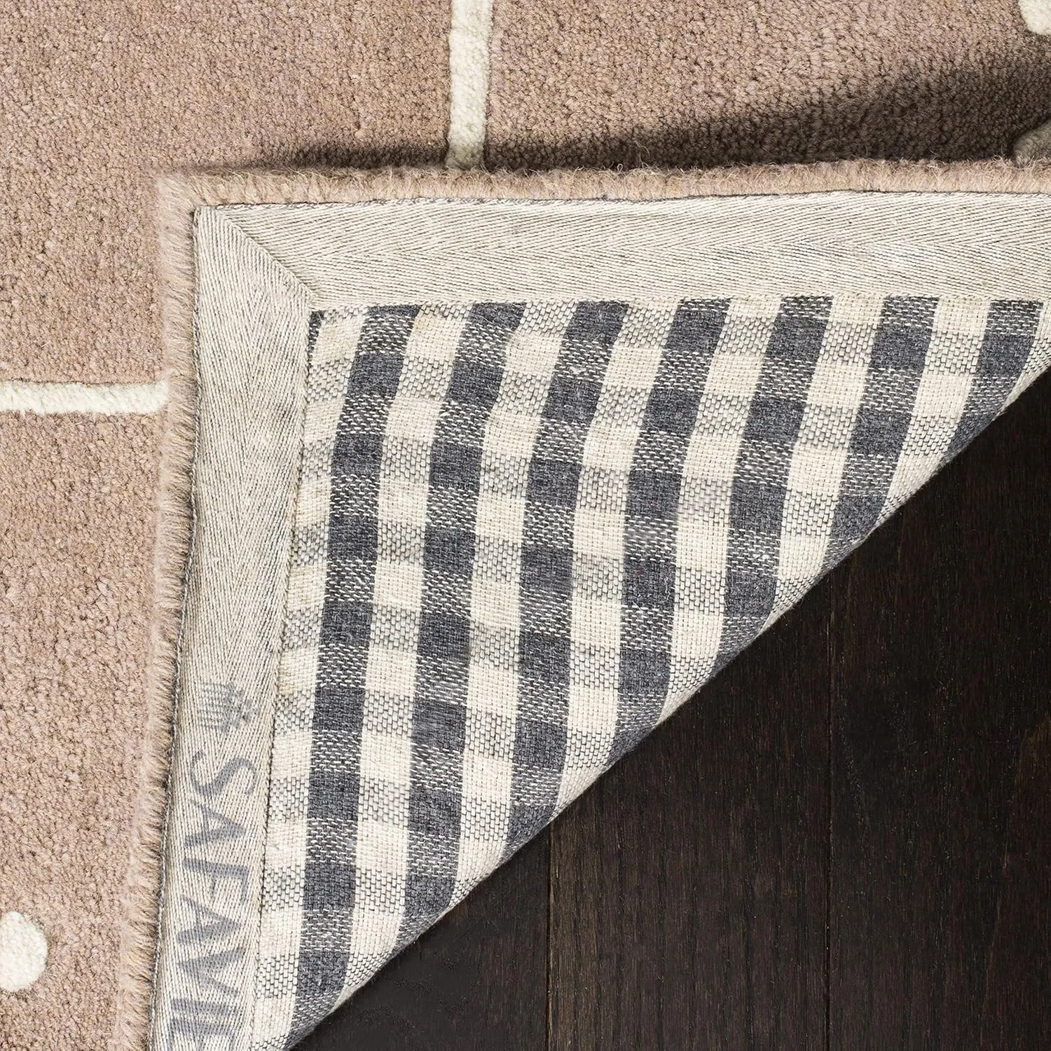 SAFAVIEH Bella Collection 6' x 9' Beige/Ivory BEL151J Handmade Dotted Border Premium Wool Area Rug