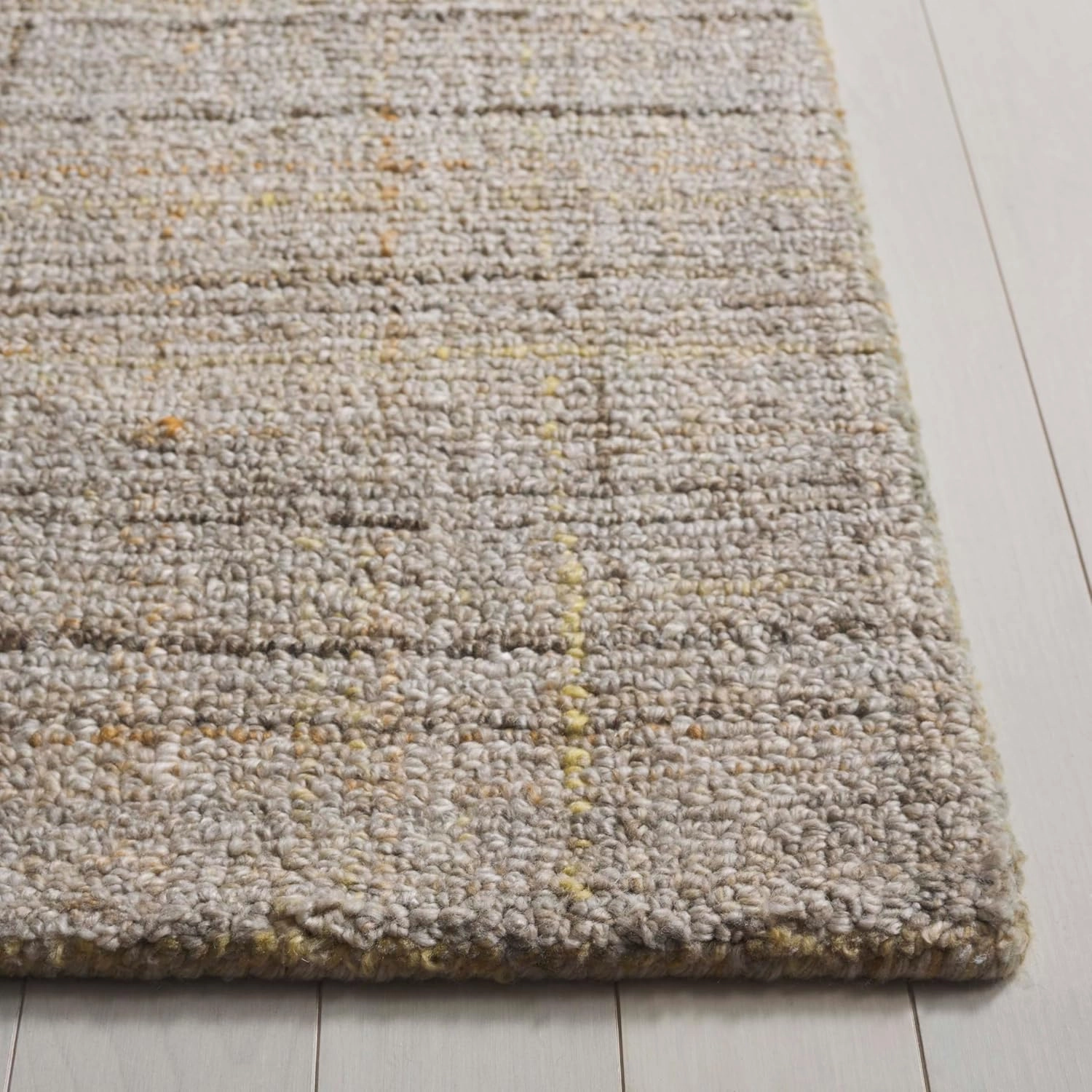 Safavieh Area Rug 8x10 - Abstract Collection - Large - Light Green & Beige, Handmade, Ideal for Living Room, Bedroom, Office, Dining Space (ABT151X)
