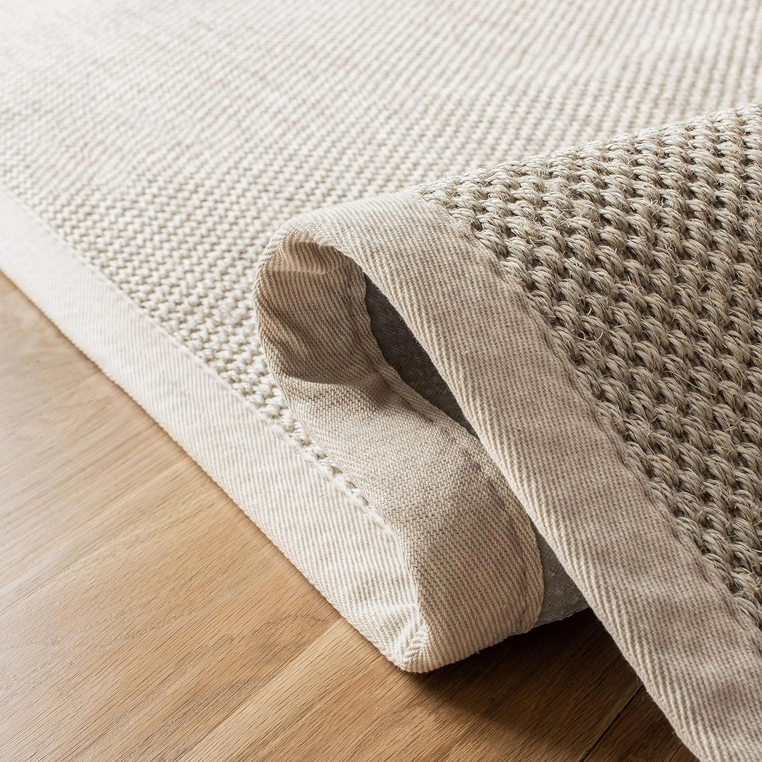 SAFAVIEH Natural Fiber Collection Area Rug - 8' Square, Marble & Beige, Border Sisal Design, Easy Care, Ideal for High Traffic Areas in Living Room, Bedroom (NF143C)