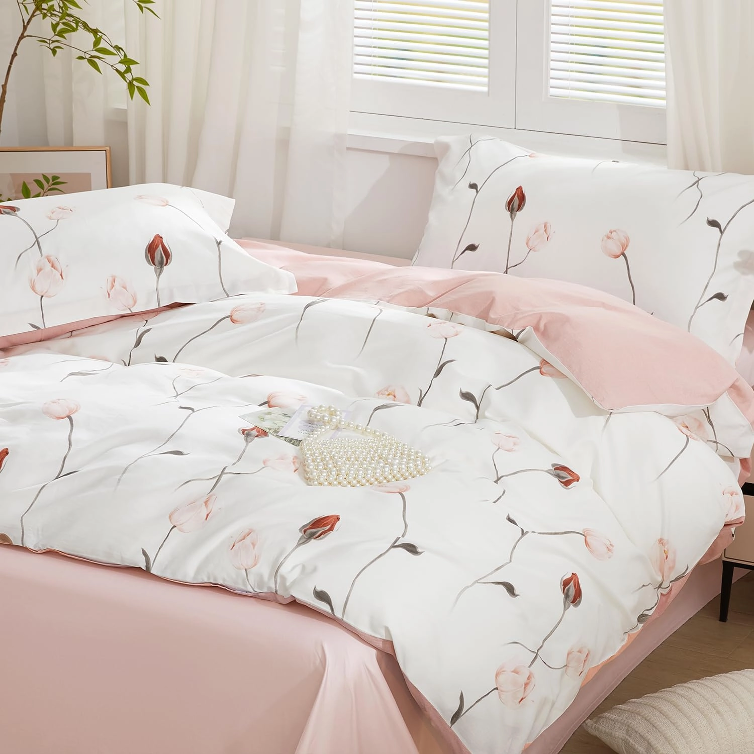 SAPHREAS Rosebud Floral Duvet Cover Set Queen Size 3pcs Pink Red Botanical Flower Soft Bedding Comforter Cover Set 100% Cotton 1 Duvet Cover 90"x90" 2 Pillow Shams, Comforter Not Included