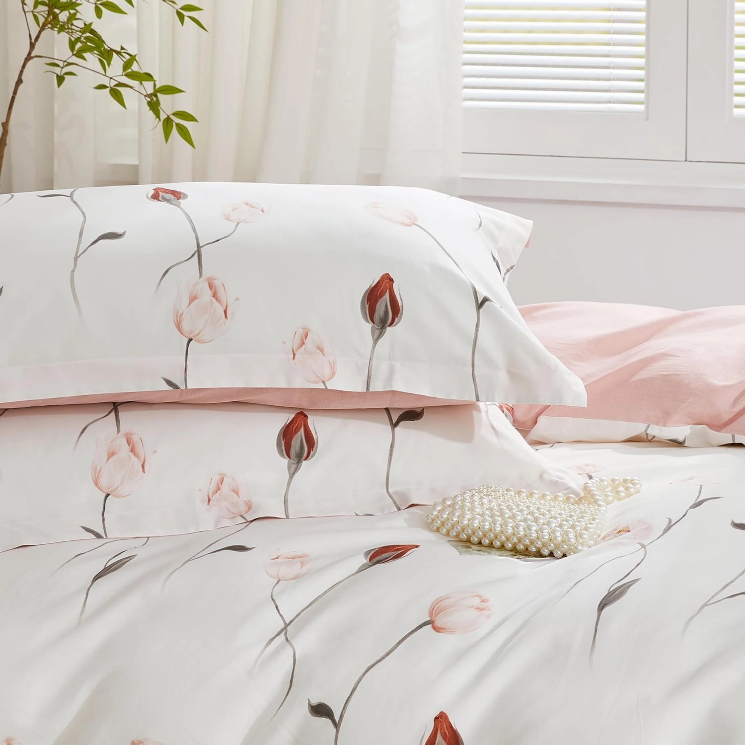 SAPHREAS Rosebud Floral Duvet Cover Set Queen Size 3pcs Pink Red Botanical Flower Soft Bedding Comforter Cover Set 100% Cotton 1 Duvet Cover 90"x90" 2 Pillow Shams, Comforter Not Included