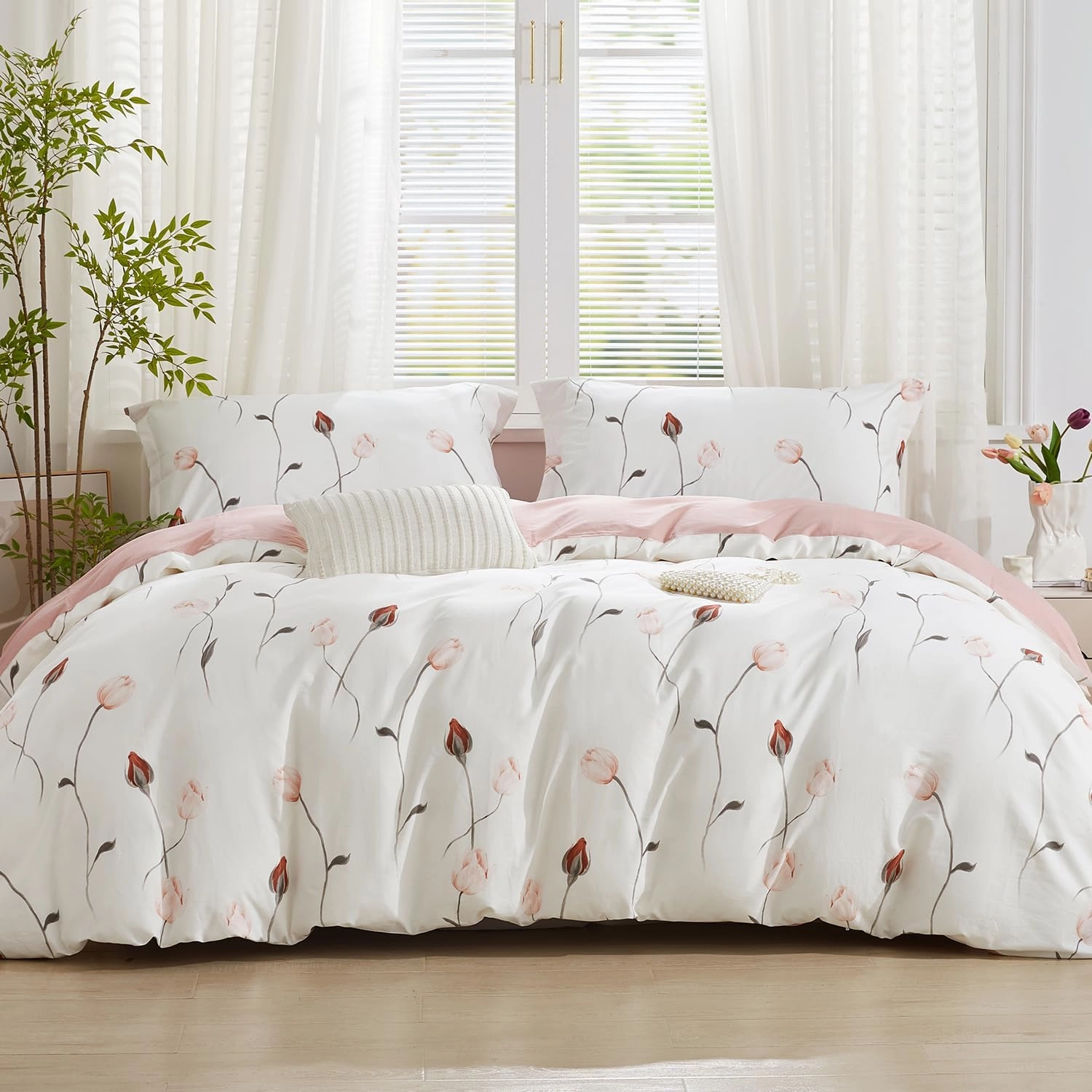 SAPHREAS Rosebud Floral Duvet Cover Set Queen Size 3pcs Pink Red Botanical Flower Soft Bedding Comforter Cover Set 100% Cotton 1 Duvet Cover 90"x90" 2 Pillow Shams, Comforter Not Included