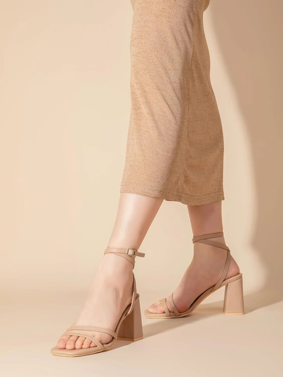 Shoe'N Tale Strappy Heels for Women Square Toe Chunky Block Heels Square Toe Ankle Strap Sandals