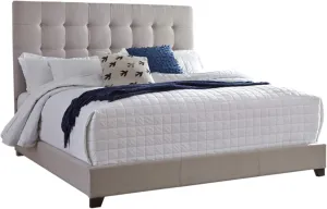 Signature Design by Ashley Dolante Modern Farmhouse Button-Tufted Upholstered Platform Bed, King, Beige