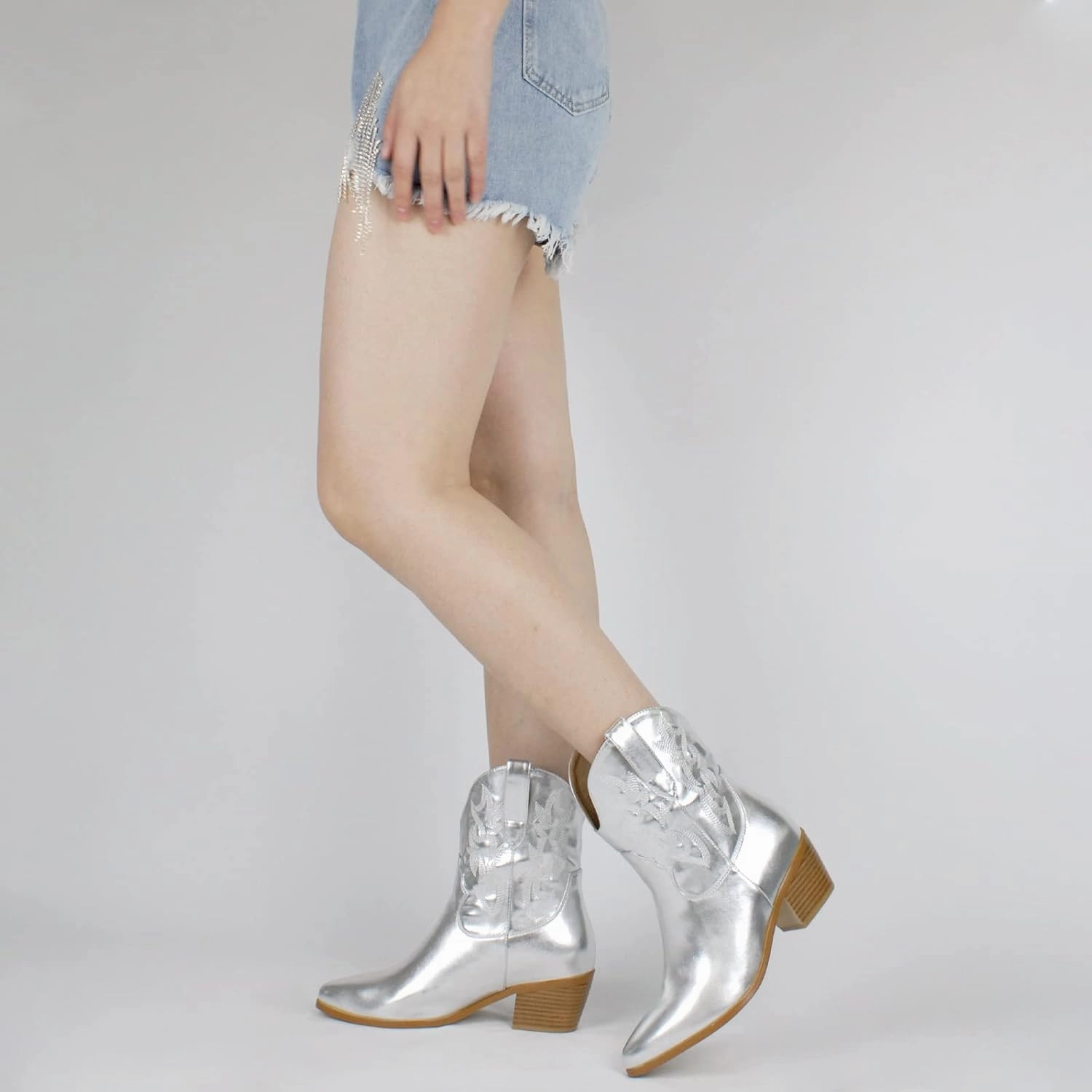 STALOV Women's Western Cowgirl Boots, Embroidered, Silver, Ankle-High, Pointed Toe, Pull-On, Block Heel, Casual, Spring, Fall, Cowboy, Horse Riding