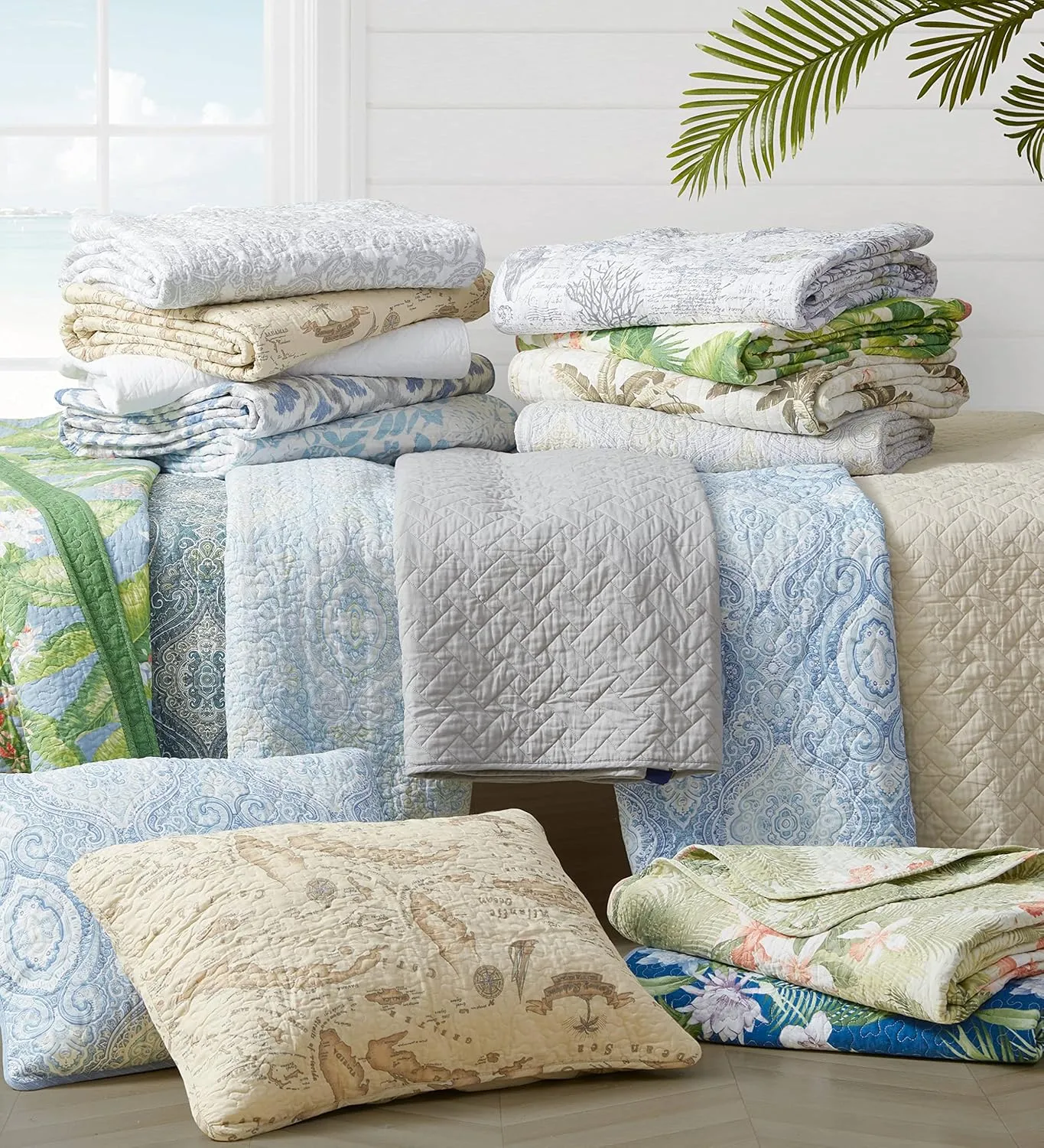 Tommy Bahama Home Quilt Set Soft Bedding with Matching Shams, Lightweight Home Decor for All Seasons, King, Chevron Dune Beige